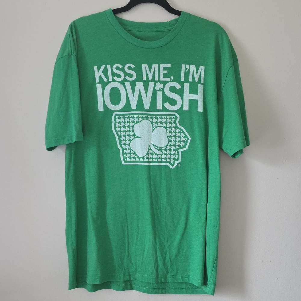Raygun Green Graphic Short Sleeve T-Shirt. "Kiss Me I'm Iowish" XL Union Printed